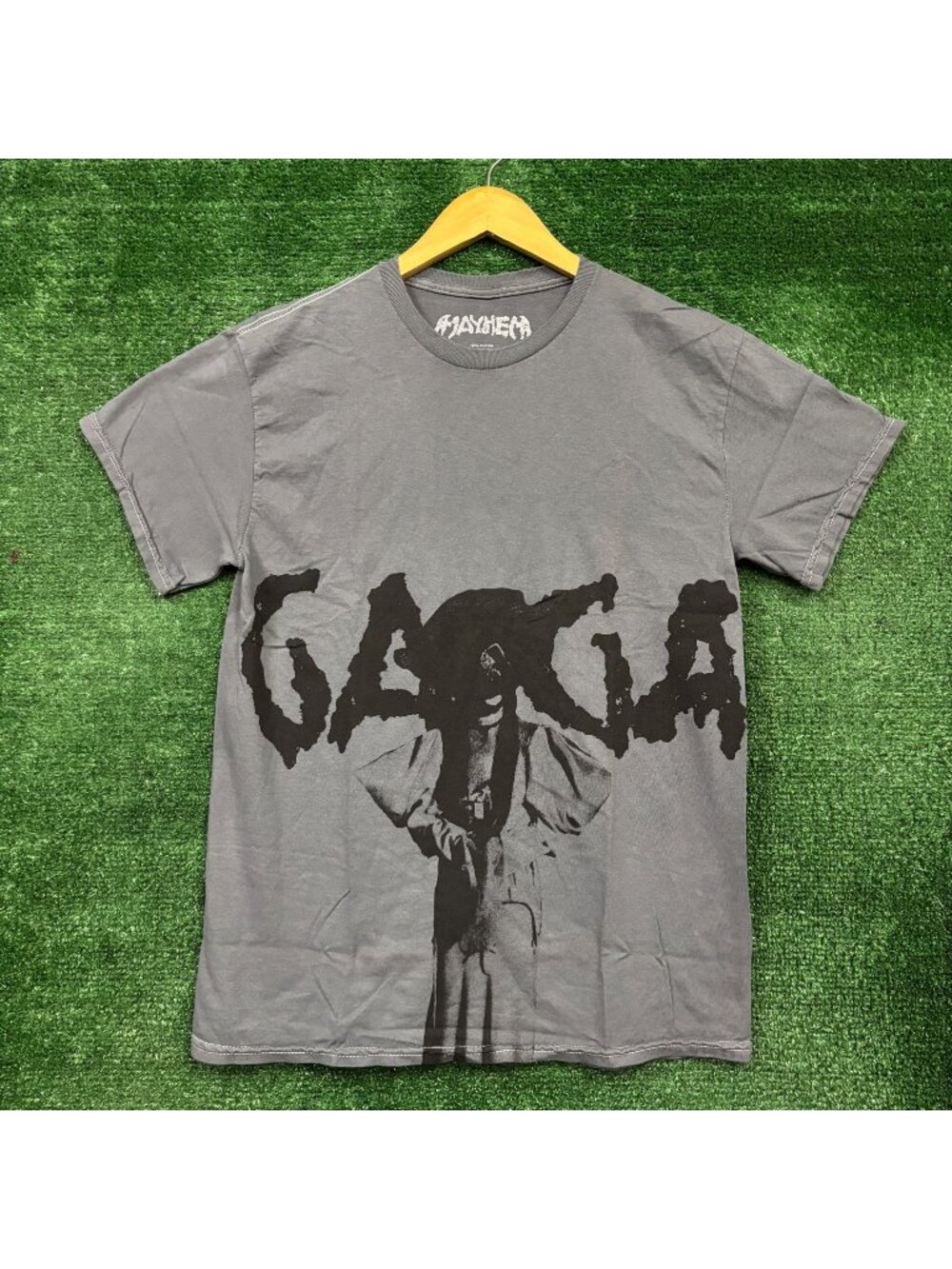Lady Gaga Mayhem Synth-Pop Album T-Shirt Size Medium